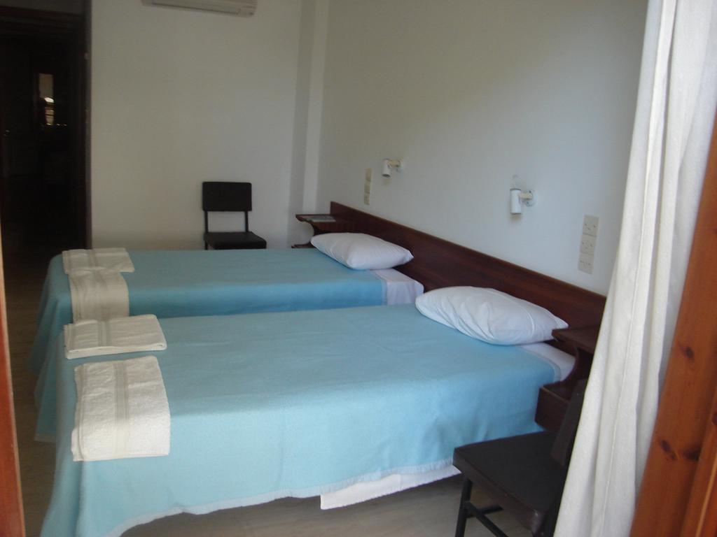 Dimitris Rooms Vlikhón Habitación foto